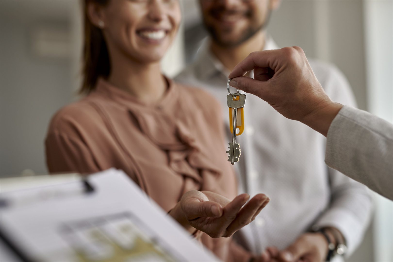 Why Real Estate Deals Fail at Closing: Key Reasons and Solutions